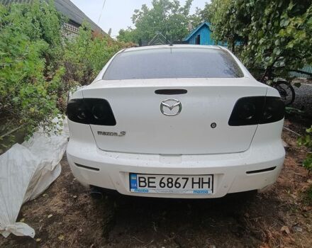 Білий Мазда 3, об'ємом двигуна 1.6 л та пробігом 221 тис. км за 3500 $, фото 1 на Automoto.ua