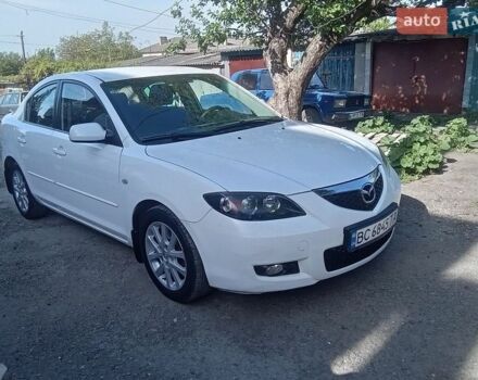 Белый Мазда 3, объемом двигателя 2 л и пробегом 188 тыс. км за 5700 $, фото 1 на Automoto.ua