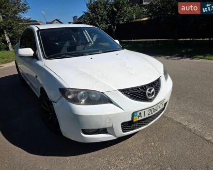 Білий Мазда 3, об'ємом двигуна 1.6 л та пробігом 150 тис. км за 2200 $, фото 1 на Automoto.ua