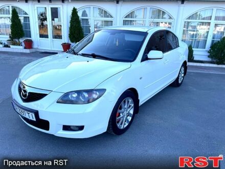 Белый Мазда 3, объемом двигателя 1.6 л и пробегом 215 тыс. км за 5650 $, фото 1 на Automoto.ua