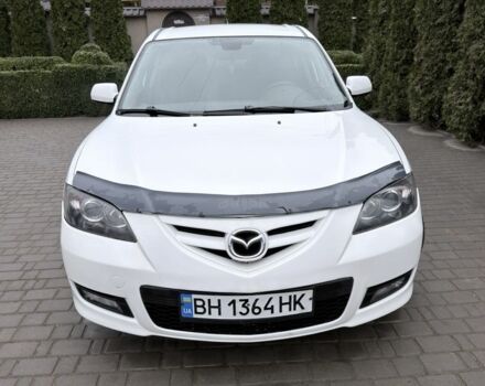 Белый Мазда 3, объемом двигателя 1.6 л и пробегом 233 тыс. км за 4999 $, фото 1 на Automoto.ua