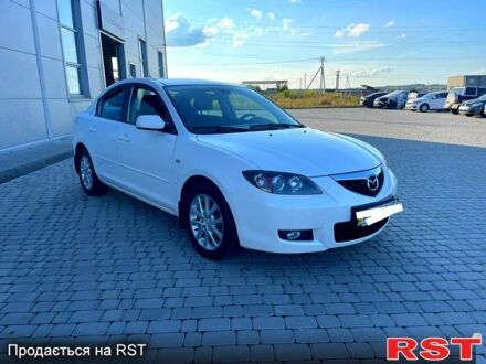Белый Мазда 3, объемом двигателя 1.6 л и пробегом 187 тыс. км за 5600 $, фото 1 на Automoto.ua