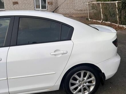 Білий Мазда 3, об'ємом двигуна 1.6 л та пробігом 202 тис. км за 4700 $, фото 1 на Automoto.ua
