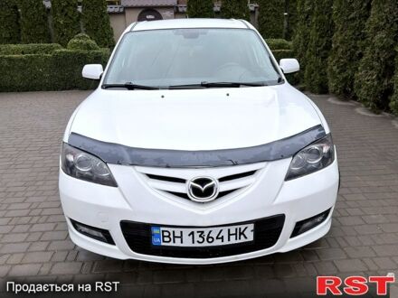 Белый Мазда 3, объемом двигателя 1.6 л и пробегом 235 тыс. км за 4999 $, фото 1 на Automoto.ua
