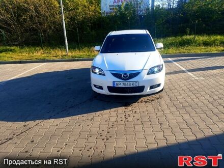 Белый Мазда 3, объемом двигателя 1.6 л и пробегом 223 тыс. км за 5500 $, фото 1 на Automoto.ua