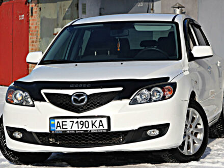 Білий Мазда 3, об'ємом двигуна 1.6 л та пробігом 150 тис. км за 6700 $, фото 1 на Automoto.ua