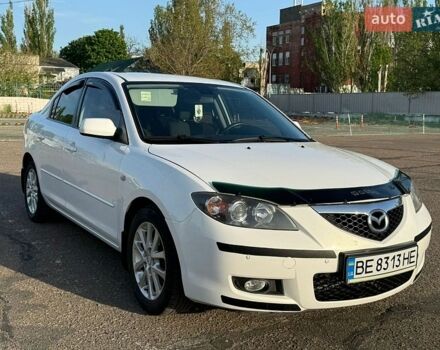 Белый Мазда 3, объемом двигателя 1.6 л и пробегом 214 тыс. км за 5700 $, фото 1 на Automoto.ua