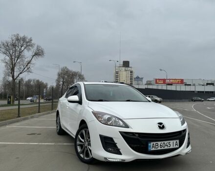 Белый Мазда 3, объемом двигателя 2.5 л и пробегом 244 тыс. км за 8700 $, фото 1 на Automoto.ua
