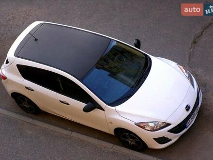 Мазда 3 2010 у Черкасах на Automoto.ua Білий Мазда 3, об'ємом двигуна 1.6 л та пробігом 230 тис. км за 8000 $, фото 1 на Automoto.ua