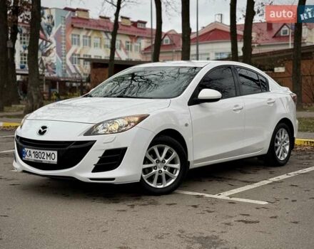 Белый Мазда 3, объемом двигателя 1.6 л и пробегом 170 тыс. км за 9200 $, фото 1 на Automoto.ua