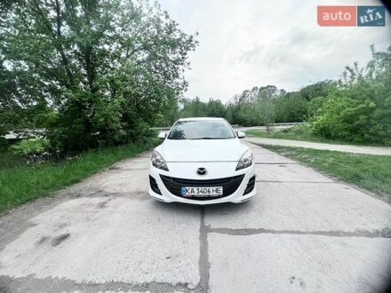 Белый Мазда 3, объемом двигателя 1.6 л и пробегом 118 тыс. км за 7700 $, фото 1 на Automoto.ua