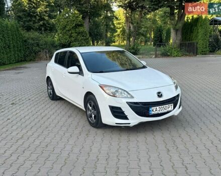 Белый Мазда 3, объемом двигателя 1.6 л и пробегом 191 тыс. км за 7900 $, фото 1 на Automoto.ua