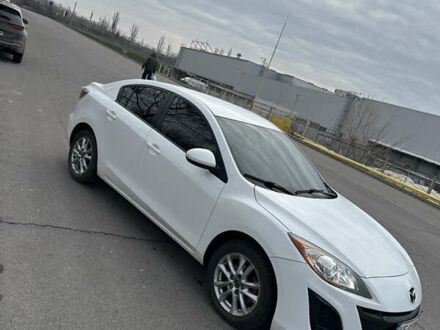 Білий Мазда 3, об'ємом двигуна 2 л та пробігом 140 тис. км за 7700 $, фото 1 на Automoto.ua