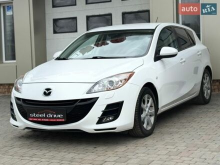 Білий Мазда 3, об'ємом двигуна 2 л та пробігом 160 тис. км за 9799 $, фото 1 на Automoto.ua