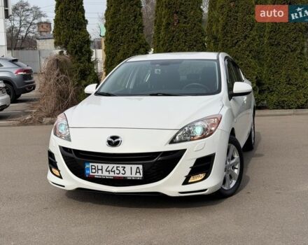 Білий Мазда 3, об'ємом двигуна 1.6 л та пробігом 40 тис. км за 9200 $, фото 1 на Automoto.ua