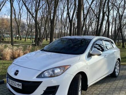 Мазда 3 2011 у Александрие на Automoto.ua Білий Мазда 3, об'ємом двигуна 1.6 л та пробігом 185 тис. км за 9000 $, фото 1 на Automoto.ua