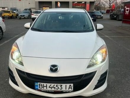 Білий Мазда 3, об'ємом двигуна 1.6 л та пробігом 40 тис. км за 9100 $, фото 1 на Automoto.ua