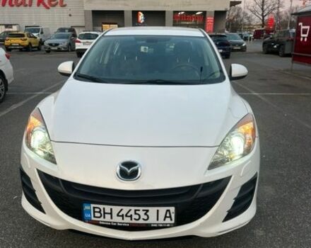 Белый Мазда 3, объемом двигателя 1.6 л и пробегом 40 тыс. км за 9100 $, фото 1 на Automoto.ua