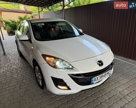 Білий Мазда 3, об'ємом двигуна 1.6 л та пробігом 96 тис. км за 7000 $, фото 1 на Automoto.ua