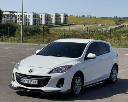 Білий Мазда 3, об'ємом двигуна 1.6 л та пробігом 171 тис. км за 7000 $, фото 1 на Automoto.ua