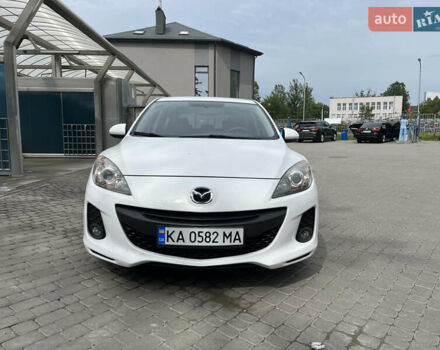 Белый Мазда 3, объемом двигателя 1.6 л и пробегом 147 тыс. км за 8500 $, фото 1 на Automoto.ua
