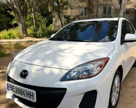 Белый Мазда 3, объемом двигателя 2 л и пробегом 170 тыс. км за 8500 $, фото 1 на Automoto.ua