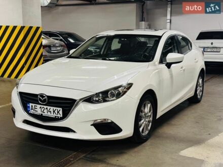Белый Мазда 3, объемом двигателя 2 л и пробегом 182 тыс. км за 8750 $, фото 1 на Automoto.ua