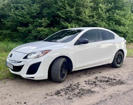Белый Мазда 3, объемом двигателя 2 л и пробегом 244 тыс. км за 7300 $, фото 1 на Automoto.ua