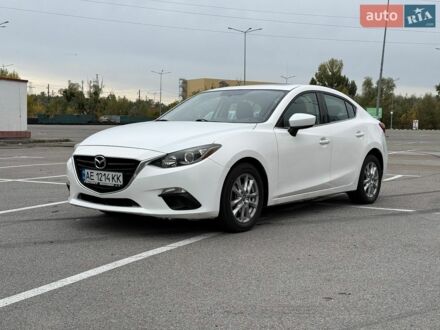 Белый Мазда 3, объемом двигателя 2 л и пробегом 312 тыс. км за 7800 $, фото 1 на Automoto.ua
