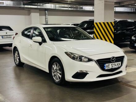 Белый Мазда 3, объемом двигателя 2 л и пробегом 183 тыс. км за 8199 $, фото 1 на Automoto.ua