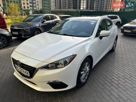 Белый Мазда 3, объемом двигателя 2 л и пробегом 312 тыс. км за 7200 $, фото 1 на Automoto.ua