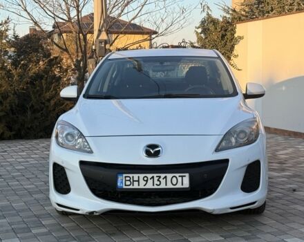 Белый Мазда 3, объемом двигателя 2 л и пробегом 100 тыс. км за 7300 $, фото 1 на Automoto.ua
