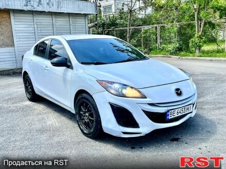 Білий Мазда 3, об'ємом двигуна 2 л та пробігом 152 тис. км за 6300 $, фото 1 на Automoto.ua