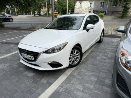 Белый Мазда 3, объемом двигателя 2 л и пробегом 355 тыс. км за 7500 $, фото 1 на Automoto.ua