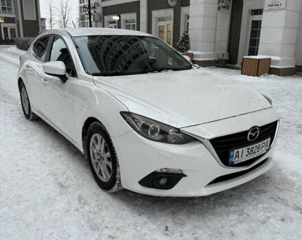 Белый Мазда 3, объемом двигателя 1.5 л и пробегом 150 тыс. км за 11000 $, фото 1 на Automoto.ua