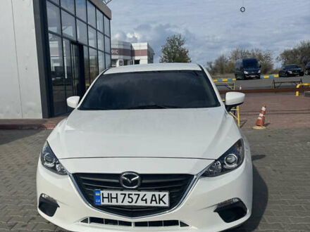Белый Мазда 3, объемом двигателя 2 л и пробегом 185 тыс. км за 9500 $, фото 1 на Automoto.ua