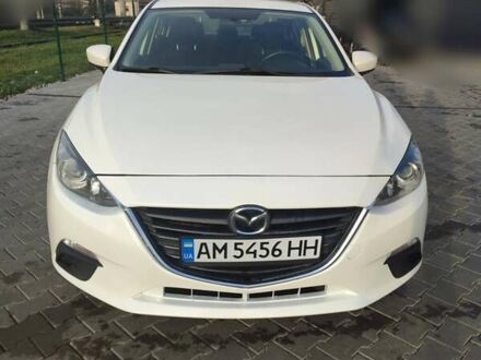 Белый Мазда 3, объемом двигателя 2 л и пробегом 144 тыс. км за 9500 $, фото 1 на Automoto.ua