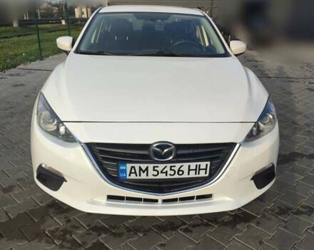 Белый Мазда 3, объемом двигателя 2 л и пробегом 144 тыс. км за 9500 $, фото 1 на Automoto.ua