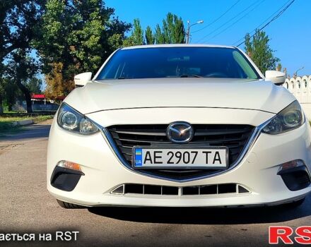 Белый Мазда 3, объемом двигателя 2 л и пробегом 141 тыс. км за 9600 $, фото 1 на Automoto.ua
