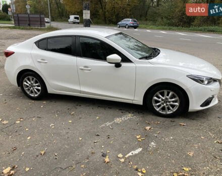 Білий Мазда 3, об'ємом двигуна 2.19 л та пробігом 264 тис. км за 9600 $, фото 1 на Automoto.ua