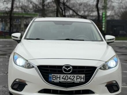 Білий Мазда 3, об'ємом двигуна 2 л та пробігом 151 тис. км за 9000 $, фото 1 на Automoto.ua