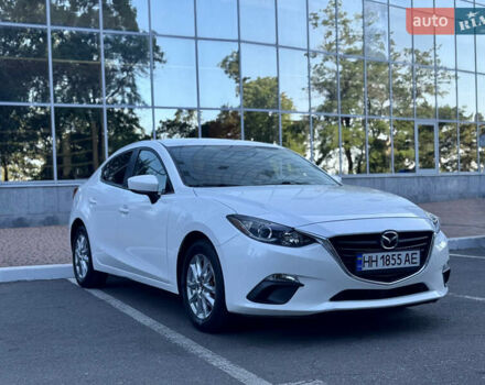 Белый Мазда 3, объемом двигателя 2 л и пробегом 137 тыс. км за 10700 $, фото 1 на Automoto.ua