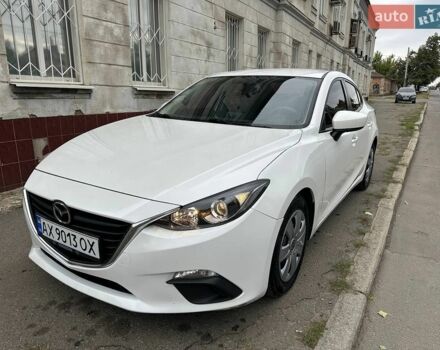 Белый Мазда 3, объемом двигателя 2 л и пробегом 111 тыс. км за 12500 $, фото 1 на Automoto.ua
