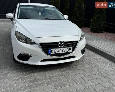 Белый Мазда 3, объемом двигателя 2 л и пробегом 251 тыс. км за 9000 $, фото 1 на Automoto.ua