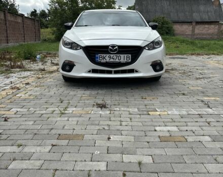 Белый Мазда 3, объемом двигателя 2 л и пробегом 227 тыс. км за 9999 $, фото 1 на Automoto.ua