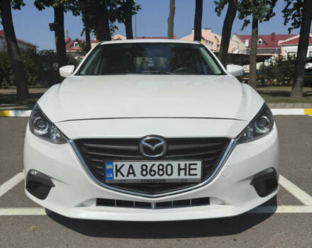 Белый Мазда 3, объемом двигателя 2 л и пробегом 146 тыс. км за 10450 $, фото 1 на Automoto.ua