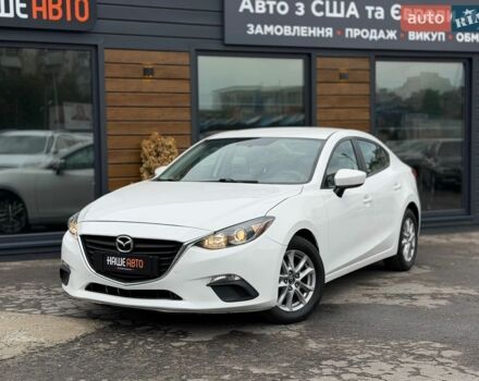 Белый Мазда 3, объемом двигателя 2 л и пробегом 220 тыс. км за 9300 $, фото 1 на Automoto.ua