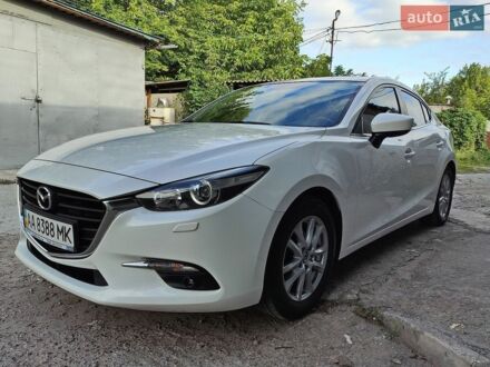 Белый Мазда 3, объемом двигателя 1.5 л и пробегом 68 тыс. км за 14900 $, фото 1 на Automoto.ua