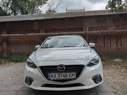 Белый Мазда 3, объемом двигателя 1.5 л и пробегом 103 тыс. км за 13500 $, фото 1 на Automoto.ua