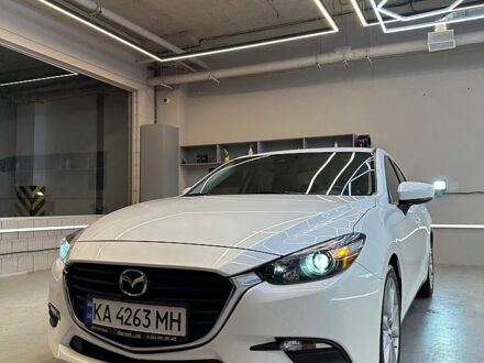 Белый Мазда 3, объемом двигателя 2 л и пробегом 74 тыс. км за 14500 $, фото 1 на Automoto.ua